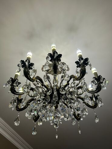 Digər işıqlandırma: Çılçıraq, 10 və daha çox lampa, Xrustal