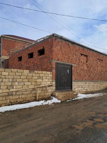 Həyət evləri və villaların satışı: Müşfiqabad 4 otaqlı, 100 kv. m, Kredit yoxdur, Təmirsiz