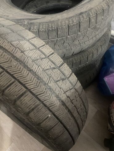 набор рожковых ключей: Продаю резину зима размер-195/65/15