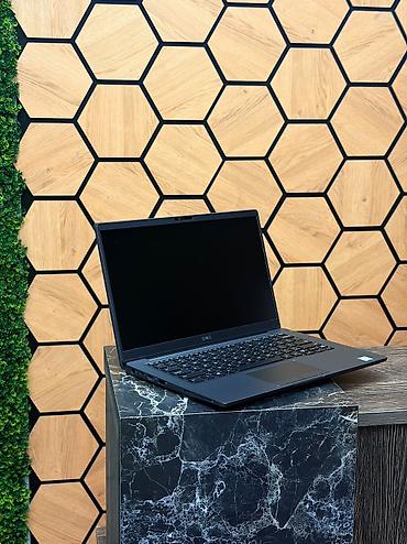 Dell: Dell Latitude 3590 noutbuk • Ekran: 15.6" geniş ekran • Klaviatura — 4