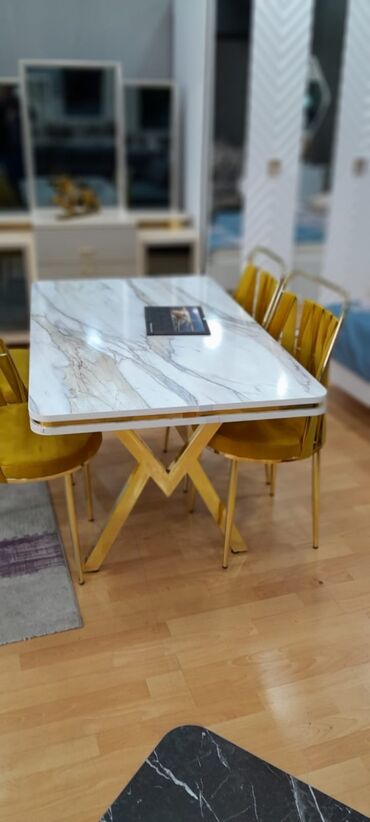 Masa və oturacaq dəstləri: Mətbəx üçün, Yeni, Açılmayan, 4 stul — 4