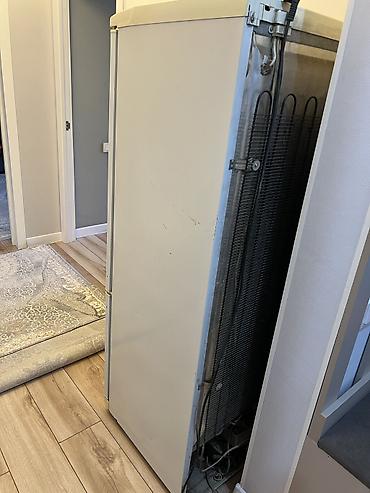 fridge: Холодильник Atlant, Б/у, Двухкамерный — 2