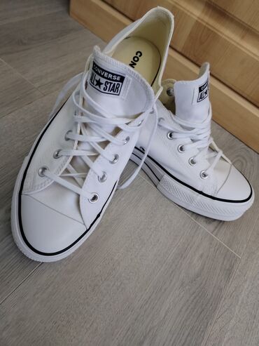 Sneakers & Athletic shoes: Converse, 42.5, color - White