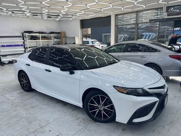 Toyota: Toyota Camry: 2021 г., 2.5 л, Автомат, Бензин, Седан