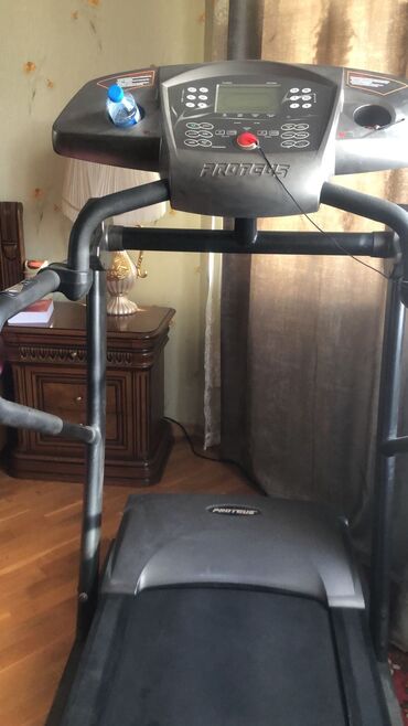 qaçış trenajoru kreditle: Беговые дорожки