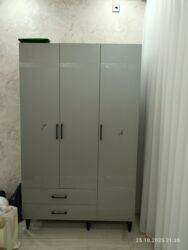 ev ucun yellencekler: Гардеробный шкаф