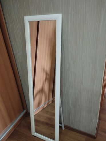foto çərçivə: Зеркало Напольное, Прямоугольник, Обычное, С рамой