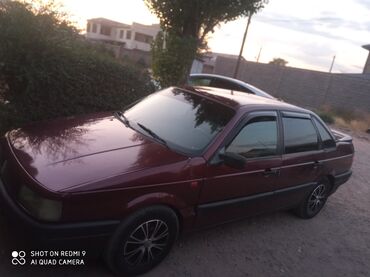 бу запчасти на фольксваген венто бишкек: Классический седан Volkswagen Passat темно-красного цвета. Автомобиль