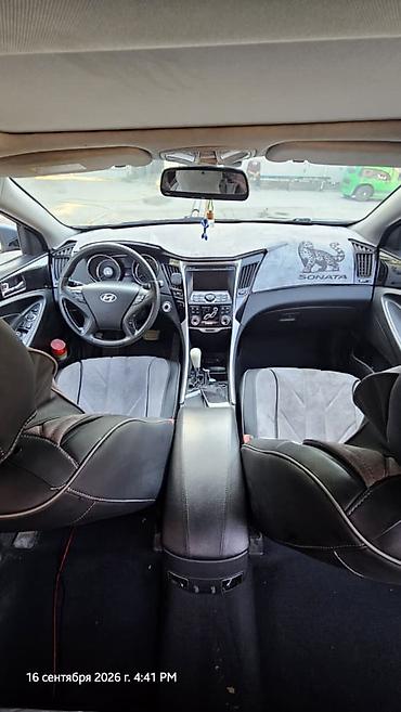 ls 400: Hyundai Sonata: 2011 г., 2 л, Автомат, Бензин, Седан — 4