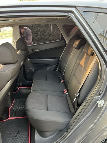 Hyundai: Hyundai i30: 1.4 l | 2009 il Hetçbek — 9