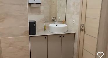 Аренда офисов: Сдается помещение!!! Боконбаева/Раззакова Площадь: 118м2 На 4 этаже По at lalafo.kg — 9 Аренда офисов: Сдается помещение!!! Боконбаева/Раззакова Площадь: 118м2 На 4 этаже По — 9