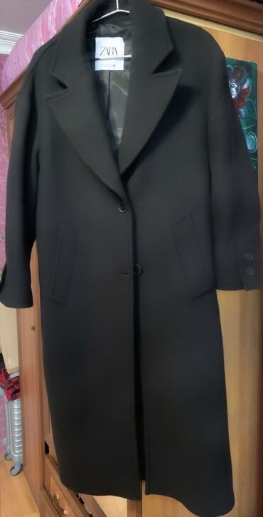Пальто Zara, XS (EU 34), S (EU 36), M (EU 38), цвет - Черный
