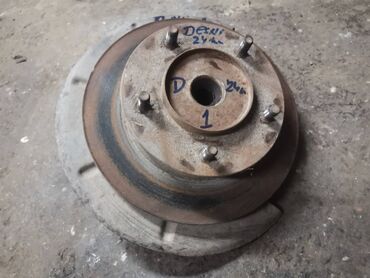 Auto delovi: Glavcina desnog prednjeg tocka Lada 2121,21213 Niva 24mm br.1 — 1