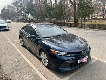 mercedesbenz седан: Toyota Camry: 2017 г., 2.5 л, Автомат, Бензин, Седан