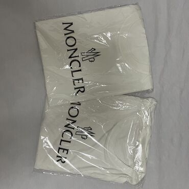 одноразовые перчатки цена бишкек: Мужская футболка, 2XL (EU 44), Moncler, Новый, цвет - Белый, Бесплатная доставка, Самовывоз, Платная доставка