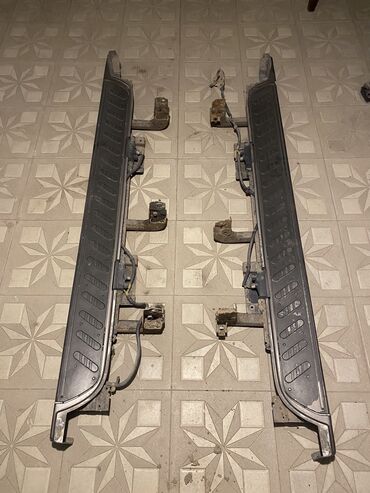 Digər aksesuarlar: 2 qapı Mitsubishi Pajero 3, ayaqaltılar satılır, yaxşı vəziyyətdə