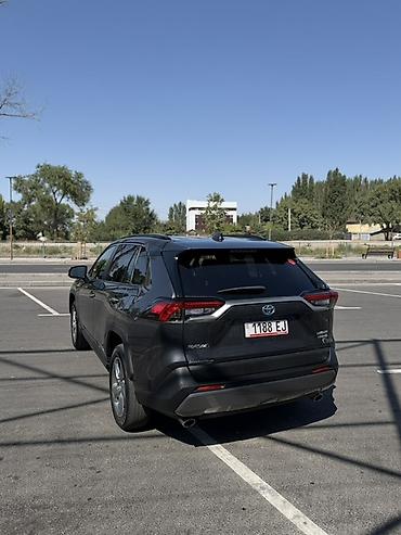 byd e1: Toyota RAV4: 2021 г., 2.5 л, Гибрид, Кроссовер — 4