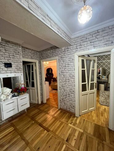 Köhnə tikili: Bakı, 3 otaqlı, Köhnə tikili, m. Əhmədli, 75 kv. m — 5