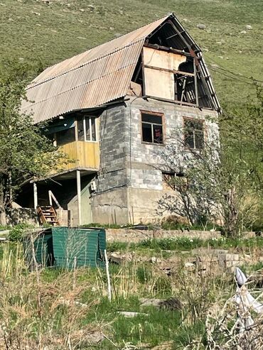 ала тоо дом продажа: Дача, 80 м², 4 комнаты, Собственник, Старый ремонт