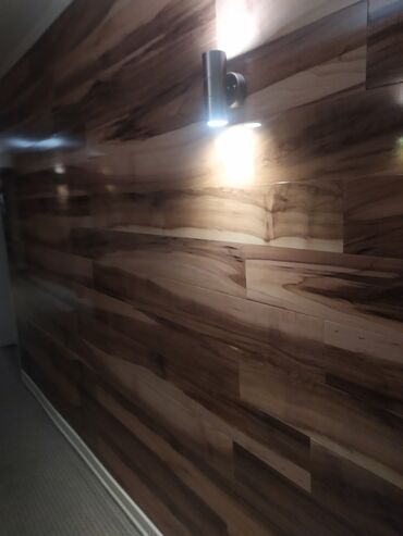 Посуточная аренда комнат: 300 м² — 4