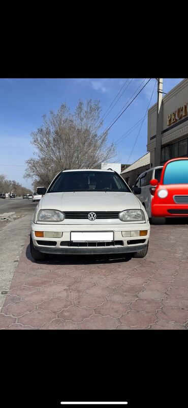 голф вариант: Volkswagen Golf Variant: 1998 г., 1.8 л, Механика, Бензин, Универсал