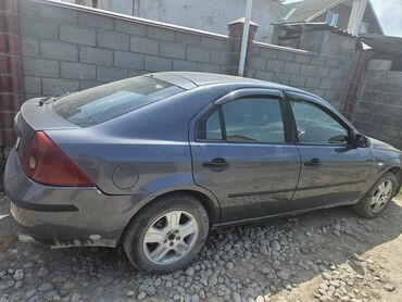 машина б у: Ford Mondeo: 1.8 л, Механика, Бензин, Седан