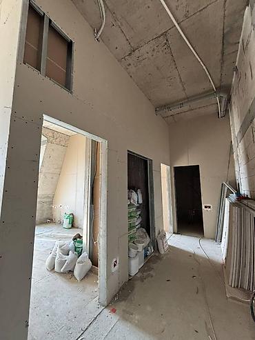 mansarlı evlər: Satılır 3 otaqlı yeni tikili 100 m², Ağ şəhər q. Kateqoriya Yeni — 8