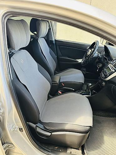 салярий: Hyundai Solaris: 2014 г., 1.4 л, Автомат, Бензин, Седан — 6