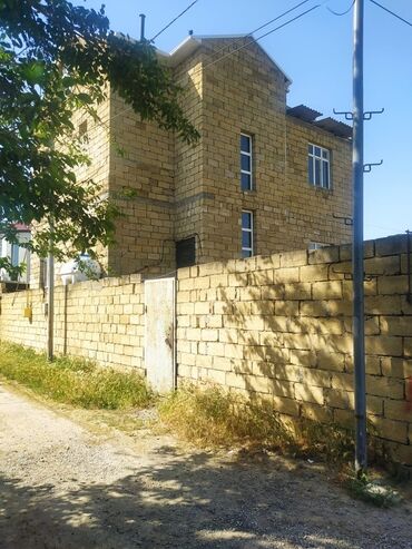 Həyət evləri və villaların satışı: 5 otaqlı, 300 kv. m, Kredit yoxdur, Təmirsiz