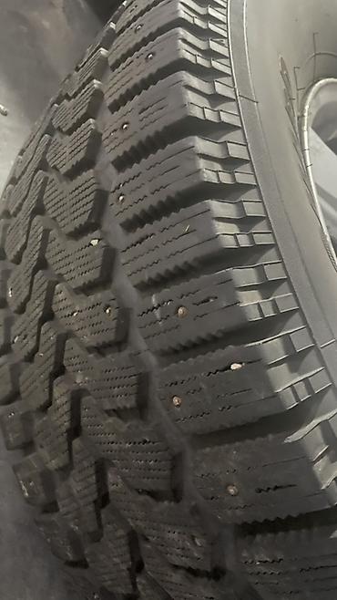 vossen diska: Комплект зимних шин с шипами на дисках - Шины Yokohama iceGUARD STUD — 1