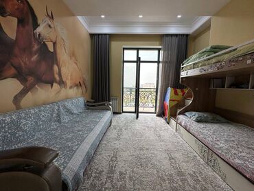 Продажа квартир: 3 комнаты, 127 м², Элитка, 3 этаж — 25