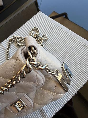 dior ceger torba: Mona kozna tasnica. Upotrebljena par puta. Dolazi uz originalnu — 4