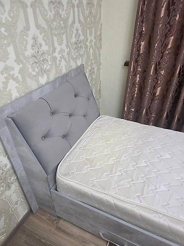 study table: Односпальная кровать с мягким изголовьем и выдвижными ящиками, Б/У - — 3