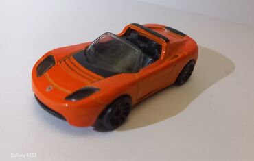 Игрушки: Продаю машинки хот вилс ( на обороте написано). покупаете первые 4 at lalafo.kg — 13 Игрушки: Продаю машинки хот вилс ( на обороте написано). покупаете первые 4 — 13