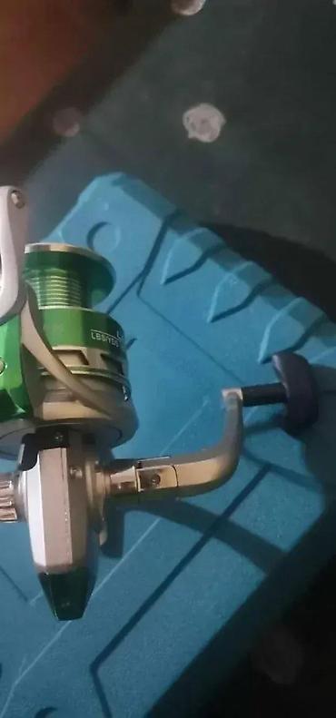 camac za prihranu ribe: MASINICE ZA PECANJE SA METALNOM SPULNOM NOVE VISE VELICINA | Cene — 2
