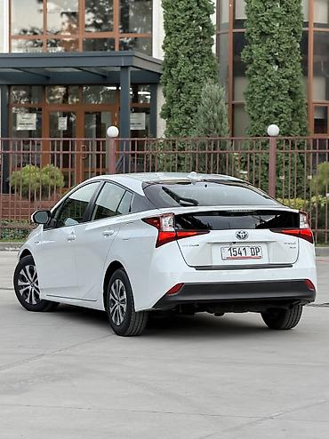 Toyota: Toyota Prius: 2020 г., 1.8 л, Автомат, Гибрид, Лифтбек — 2