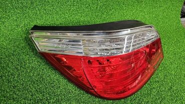 Передние фары: Фонари Е60 рестайлинг. Белый поворотник. По 16000сом.каждый. В — 11