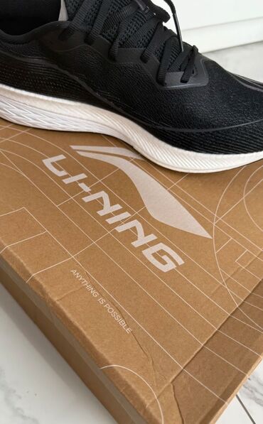 Кроссовки и спортивная обувь: Кросовки лининг новая
#lining — 5