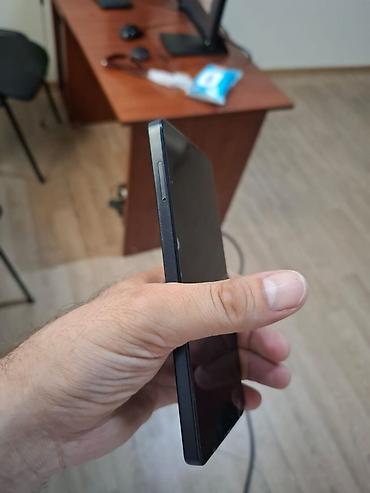 poco m6 pro ekran: Poco M6 Pro, rəng - Qara, Sensor — 8