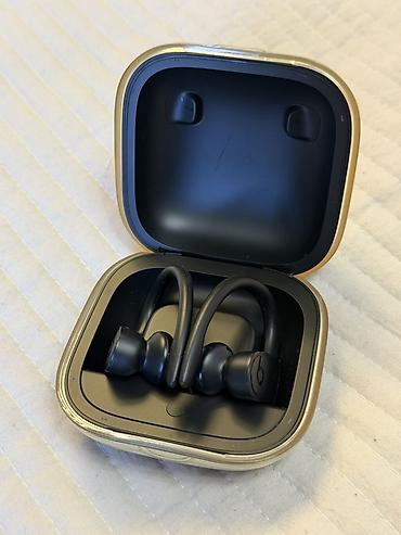 отдаю: Beats Powerbeats Pro — полностью беспроводные спортивные наушники с — 2