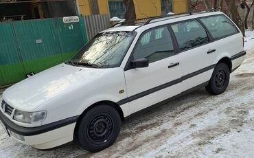 пасат в4: Volkswagen Passat: 1995 г., 1.8 л, Механика, Бензин, Универсал