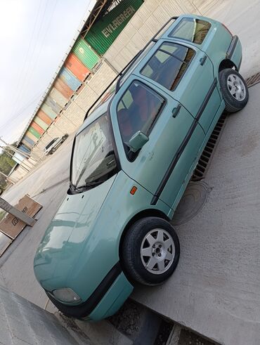 Volkswagen: Volkswagen Golf Variant: 1994 г., 1.8 л, Механика, Бензин, Универсал