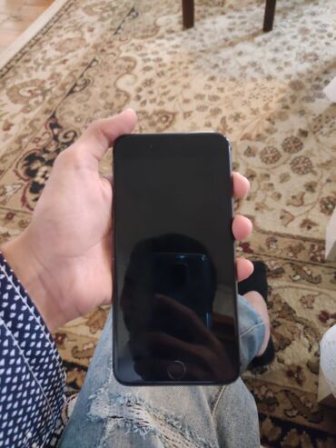 iphone 12 azerbaycan fiyatı: IPhone 8 Plus, 64 GB, Qara, Barmaq izi