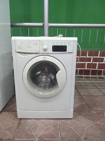 Бытовая техника: Indesit önyükləməli paltaryuyan maşın - Yük tutumu: 7 kq - Enerji — 1
