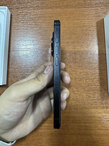 iphone 11 pro max 512: IPhone 16Pro, титановый корпус, цвет чёрный/тёмно‑серый. В комплекте — 6