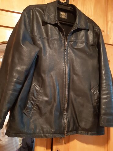 вешалка с зеркалом в прихожую: Куртка 5XL (EU 50), цвет - Черный