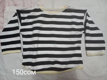 женская кофта: Продаю вещи новые и б/у в городе Каракол. цены указаны на фото