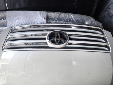 Бампер и комплектующие: Бампер Toyota, Б/у — 12