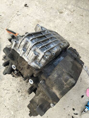 Motonəqliyyat: Honda Civic sürətlər qutusu işləkdir lakin səs edir