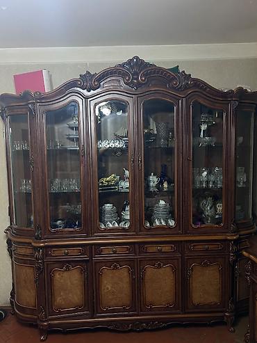 cay termosu: Klassik üslubda massiv taxtadan hazırlanmış qonaq otağı mebel dəsti — 3